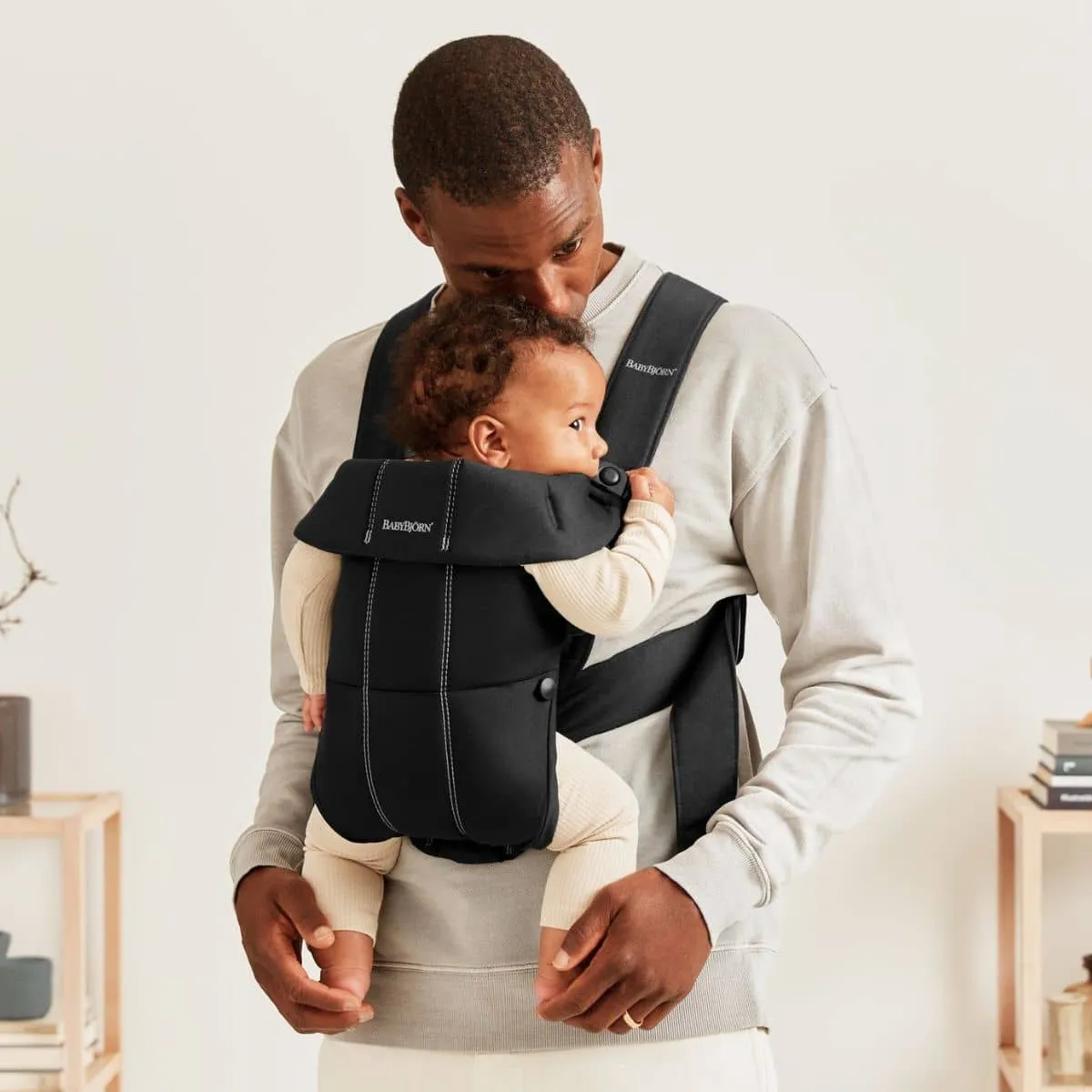 BabyBjorn Baby Carrier Mini - Black Cotton