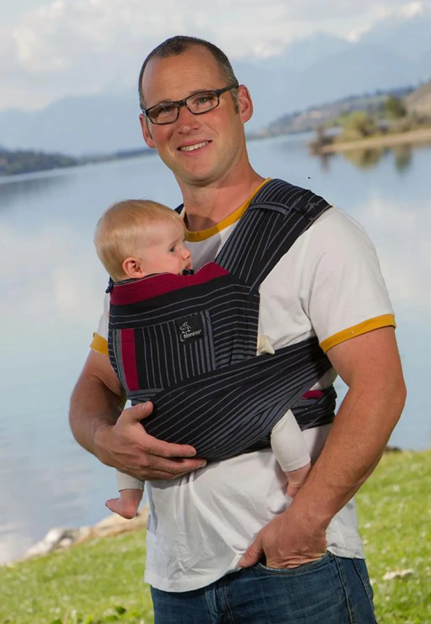 Mei Tai MAX Adjustable Hybrid Infant Carrier for All Ages by Chimpäroo